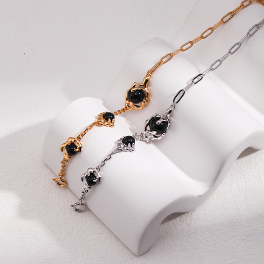 GOLD ONYX MIXED CHAIN BRACELET